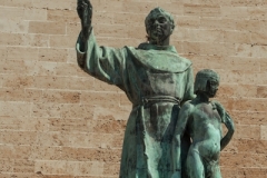 Fra Juníper Serra's sculpture in front of Saint Francis Church in Palma de Mallorca